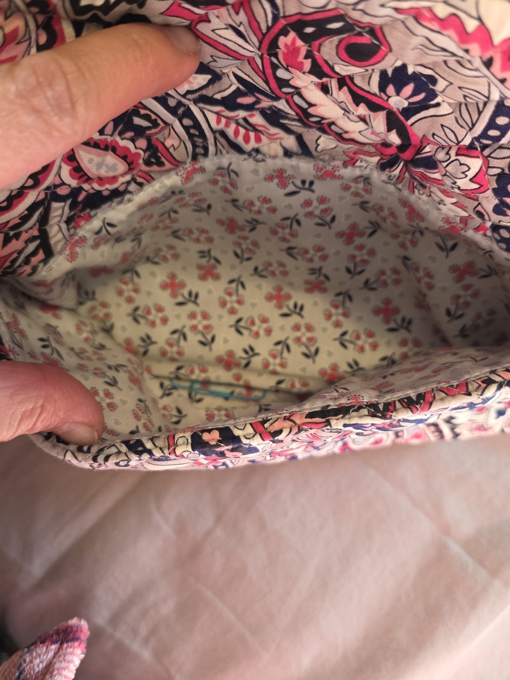Vera Bradley Pink Paisley Crossbody with Navy and Cream Accents - Picture 6 of 8